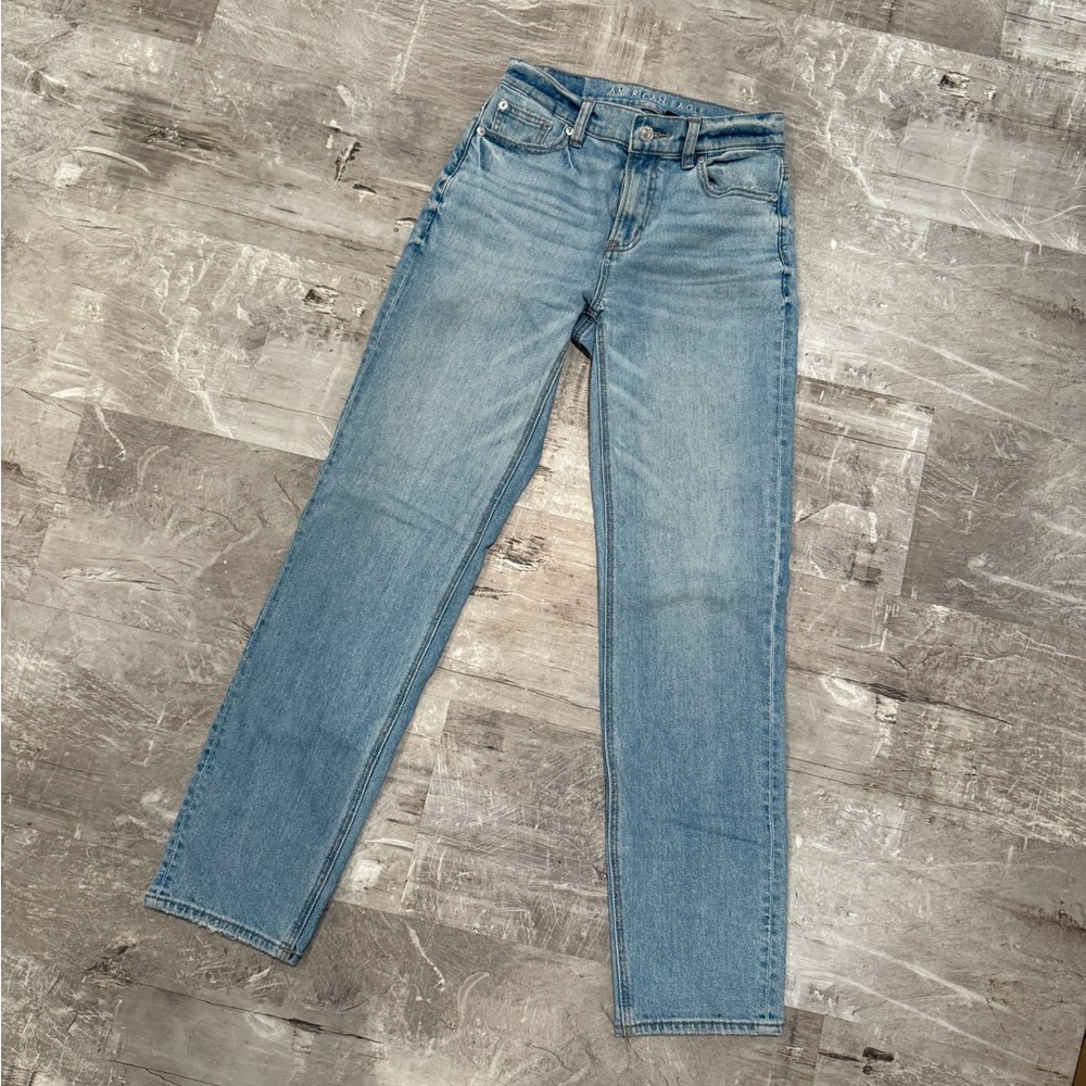American Eagle Outfitters Light Blue Boyfriend Jeans